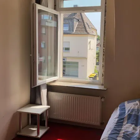 Ein Person Zimmer In Kleve Kellen *