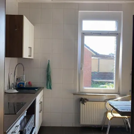 Ein Person Zimmer In Kleve Kellen Habitación en casa particular *